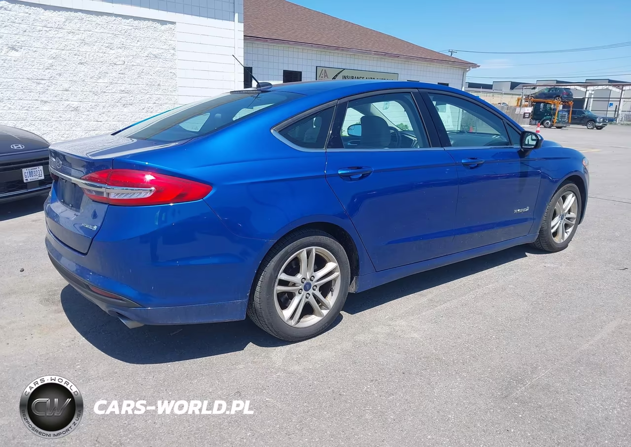 2018 Ford Fusion Hybrid S VIN:3FA6P0UU2JR100479 - 4