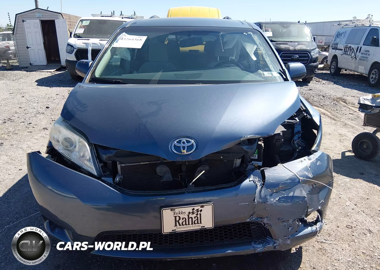 2017 Toyota Sienna Le 8 Passenger VIN:5TDKZ3DC0HS882123 - 12