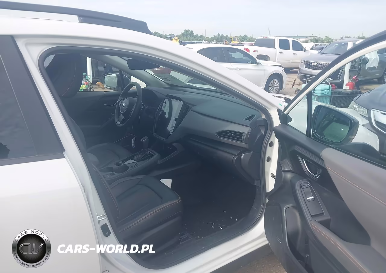 2025 Subaru Crosstrek Limited VIN:4S4GUHM69S3768556 - 5