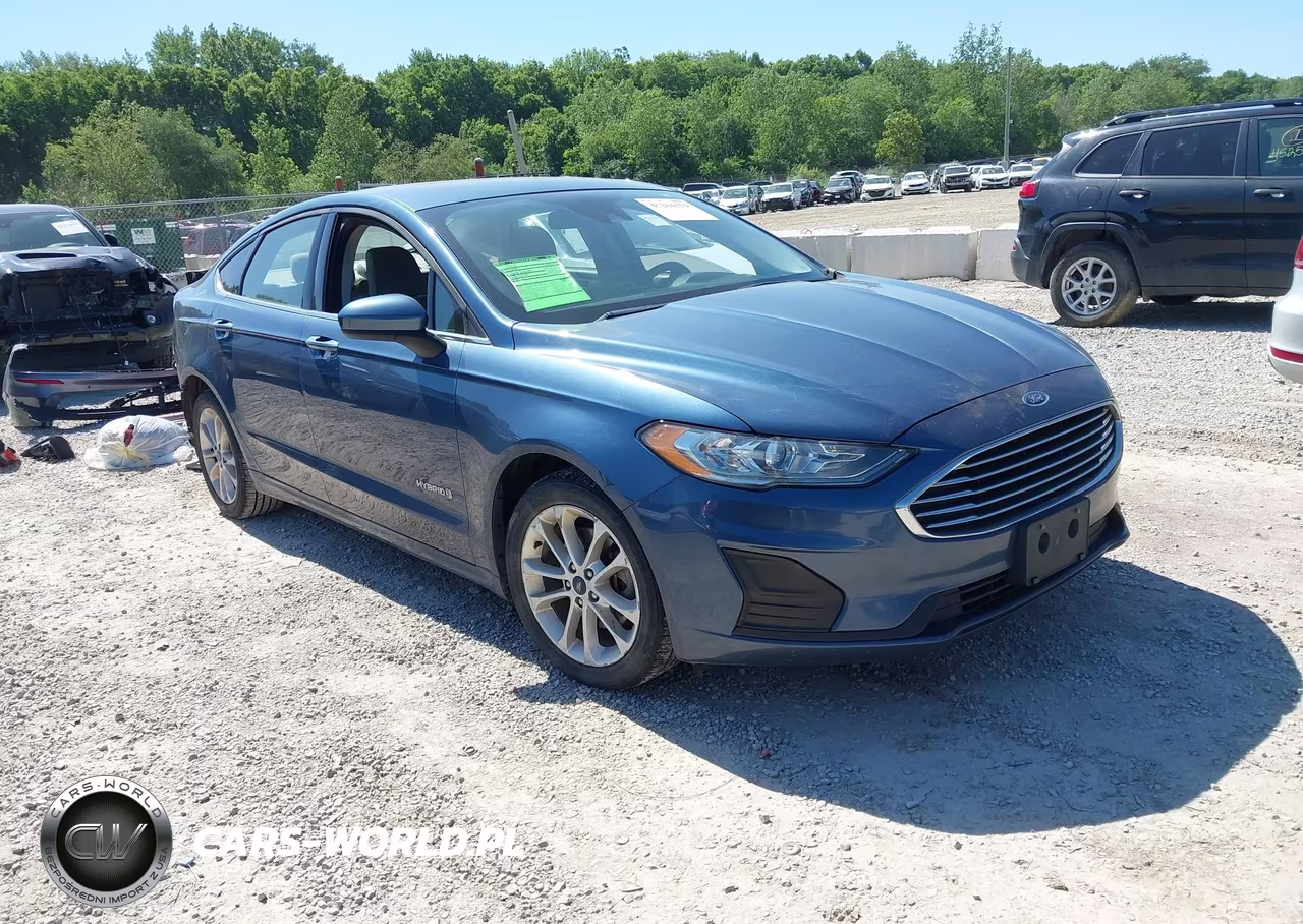 2019 Ford Fusion Hybrid Se – zdjęcie 1 z 17