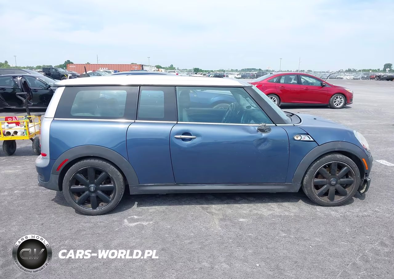 2010 Mini Cooper S Clubman VIN:WMWMM3C53ATZ33497 - 13