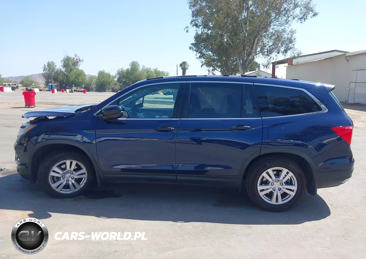 2018 Honda Pilot Lx VIN:5FNYF5H19JB026014 - 14