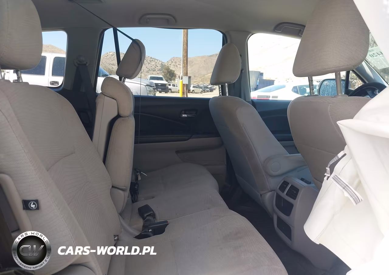 2018 Honda Pilot Lx VIN:5FNYF5H19JB026014 - 8