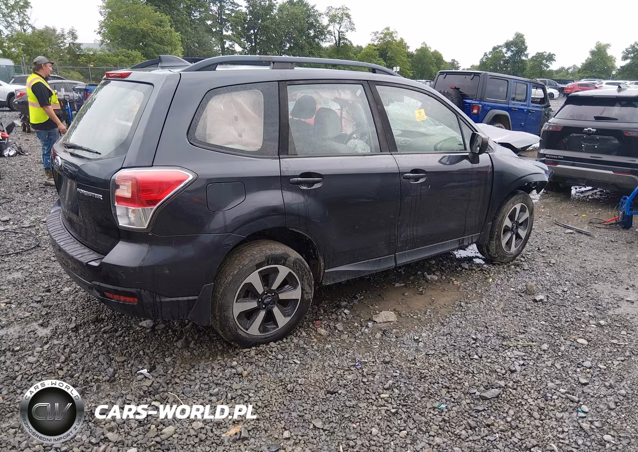 2018 Subaru Forester 2.5I VIN:JF2SJABC4JH587990 - 4