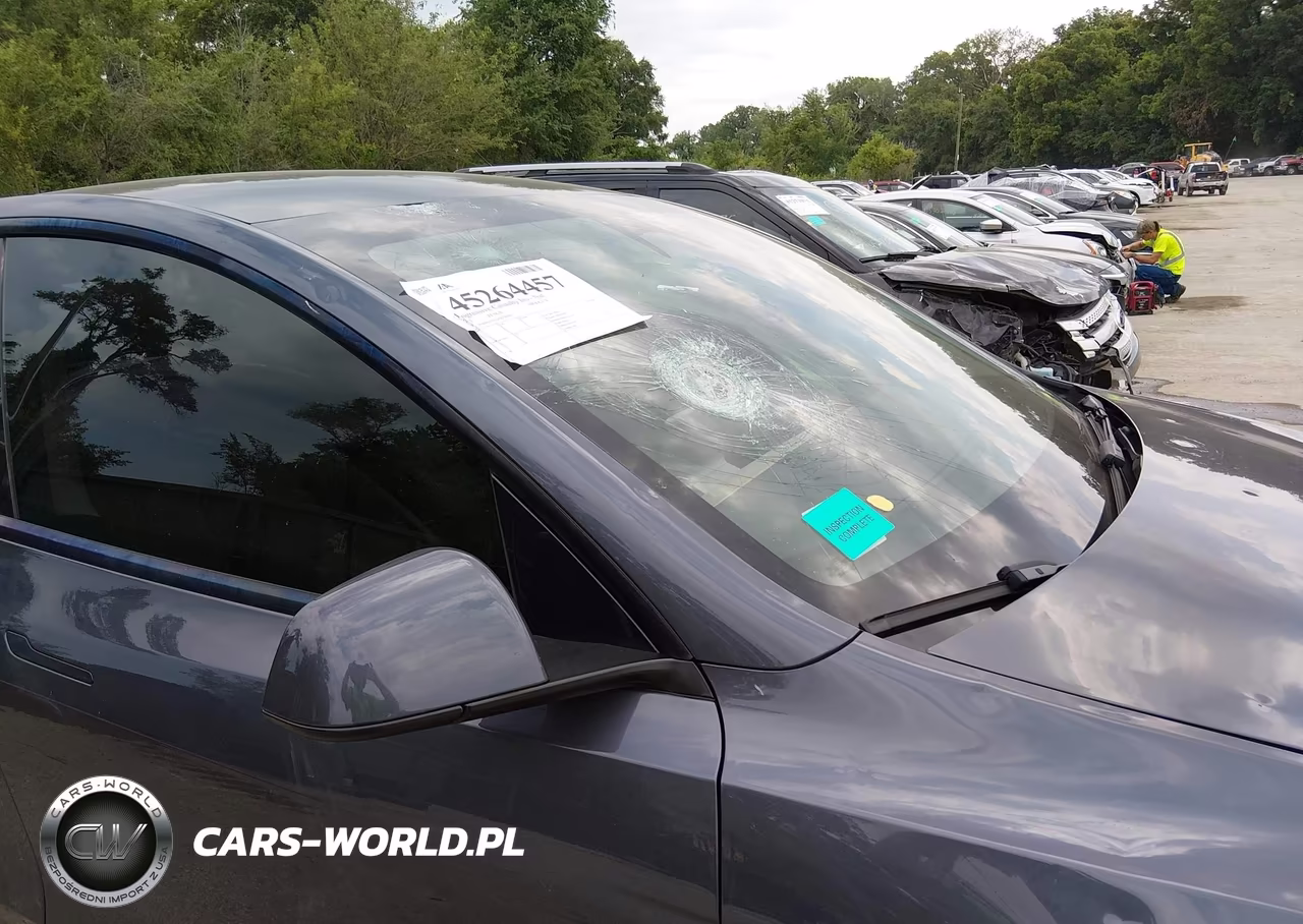2023 Tesla Model Y Awd-Long Range Dual Motor All-Wheel Drive VIN:7SAYGDEE6PA199982 - 18