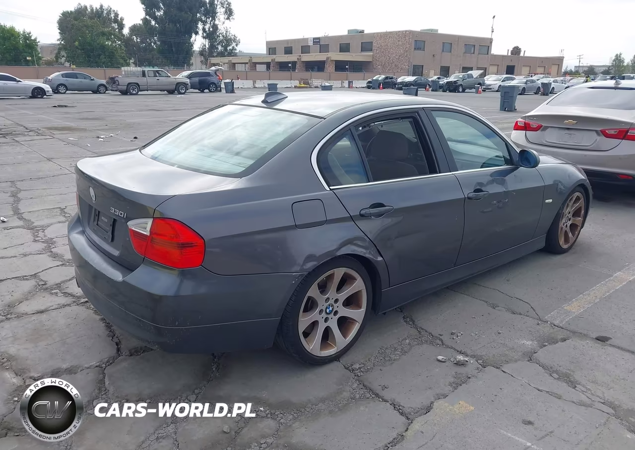 2006 BMW 330I VIN:WBAVB335X6KR77357 - 4