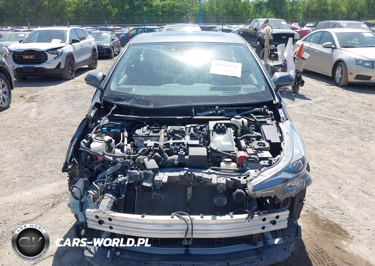 2021 Toyota Prius Limited VIN:JTDKAMFU2M3130468 - 13