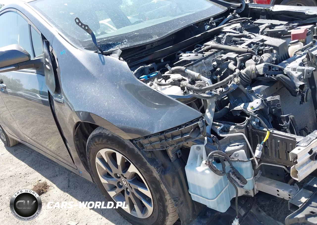 2021 Toyota Prius Limited VIN:JTDKAMFU2M3130468 - 21