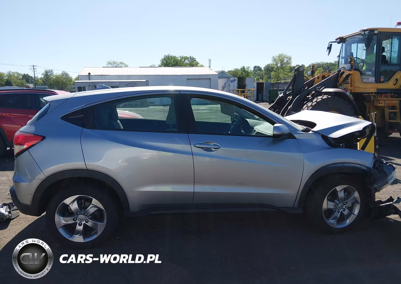 2019 Honda Hr-V Lx VIN:3CZRU6H3XKG704230 - 13