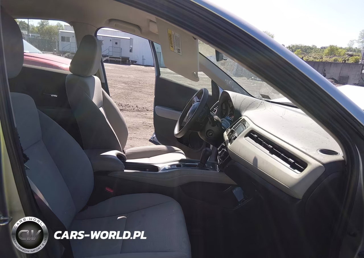2019 Honda Hr-V Lx VIN:3CZRU6H3XKG704230 - 5