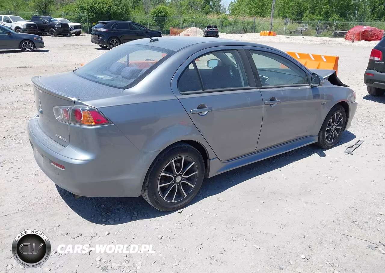 2017 Mitsubishi Lancer Es VIN:JA32U2FUXHU000805 - 4
