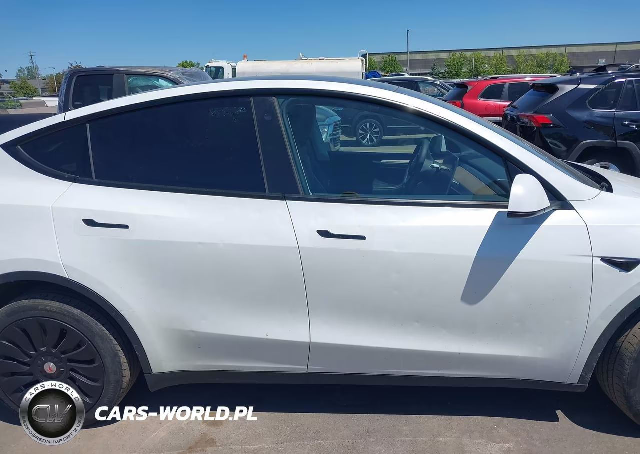 2023 Tesla Model Y Awd-Long Range Dual Motor All-Wheel Drive VIN:7SAYGDEEXPA069476 - 13