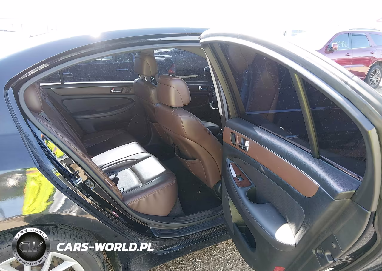 2011 Hyundai Genesis 3.8 VIN:KMHGC4DE3BU139176 - 8