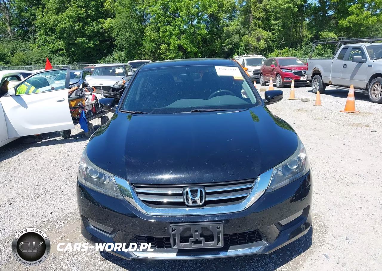 2015 Honda Accord Sport VIN:1HGCR2F54FA049501 - 12