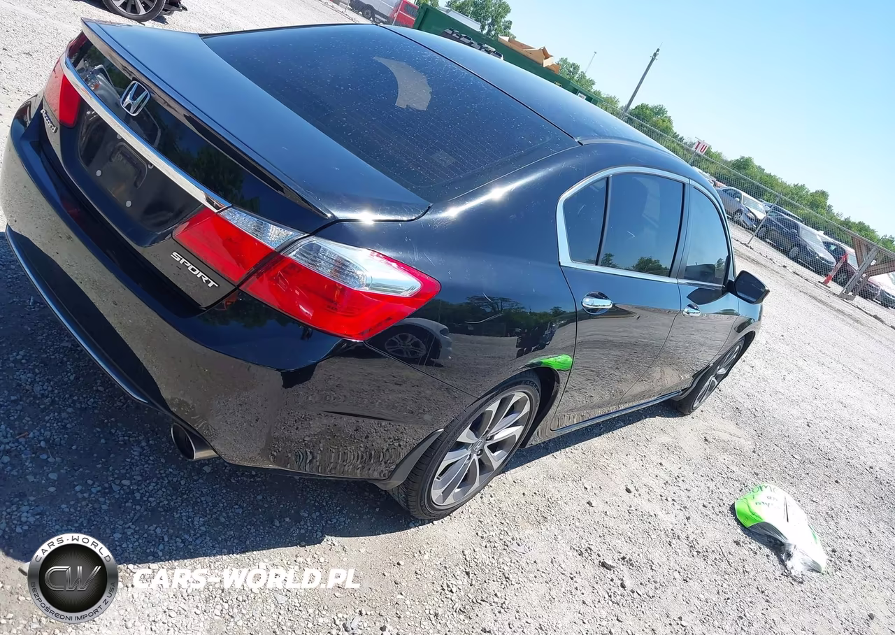 2015 Honda Accord Sport VIN:1HGCR2F54FA049501 - 4