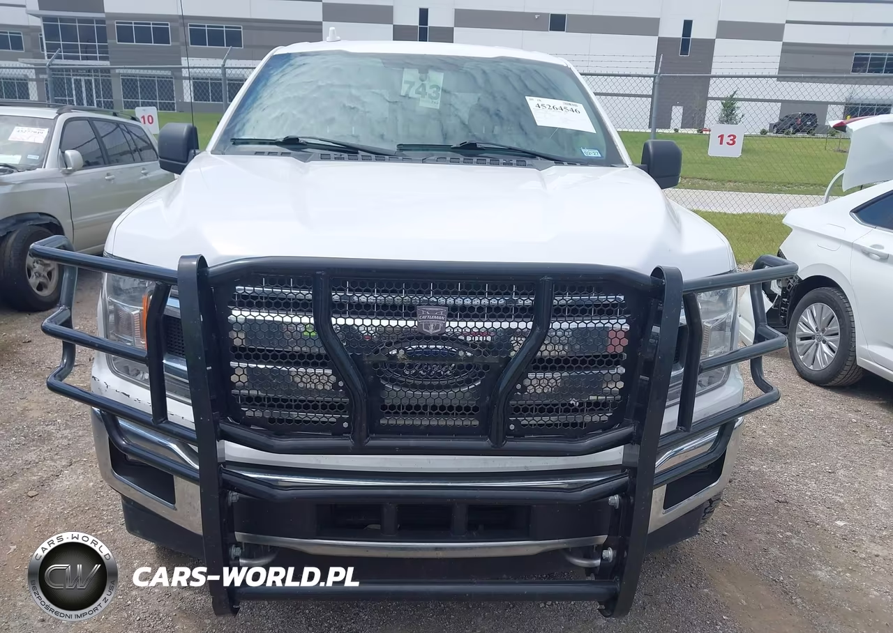 2018 Ford F-150 Xlt VIN:1FTEW1EG7JKF40306 - 12