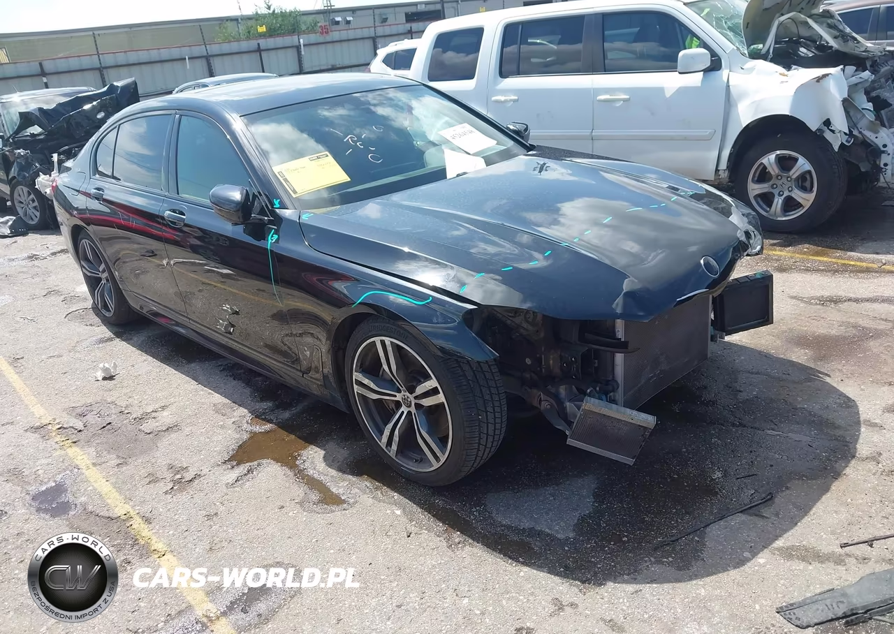 2019 BMW 750I