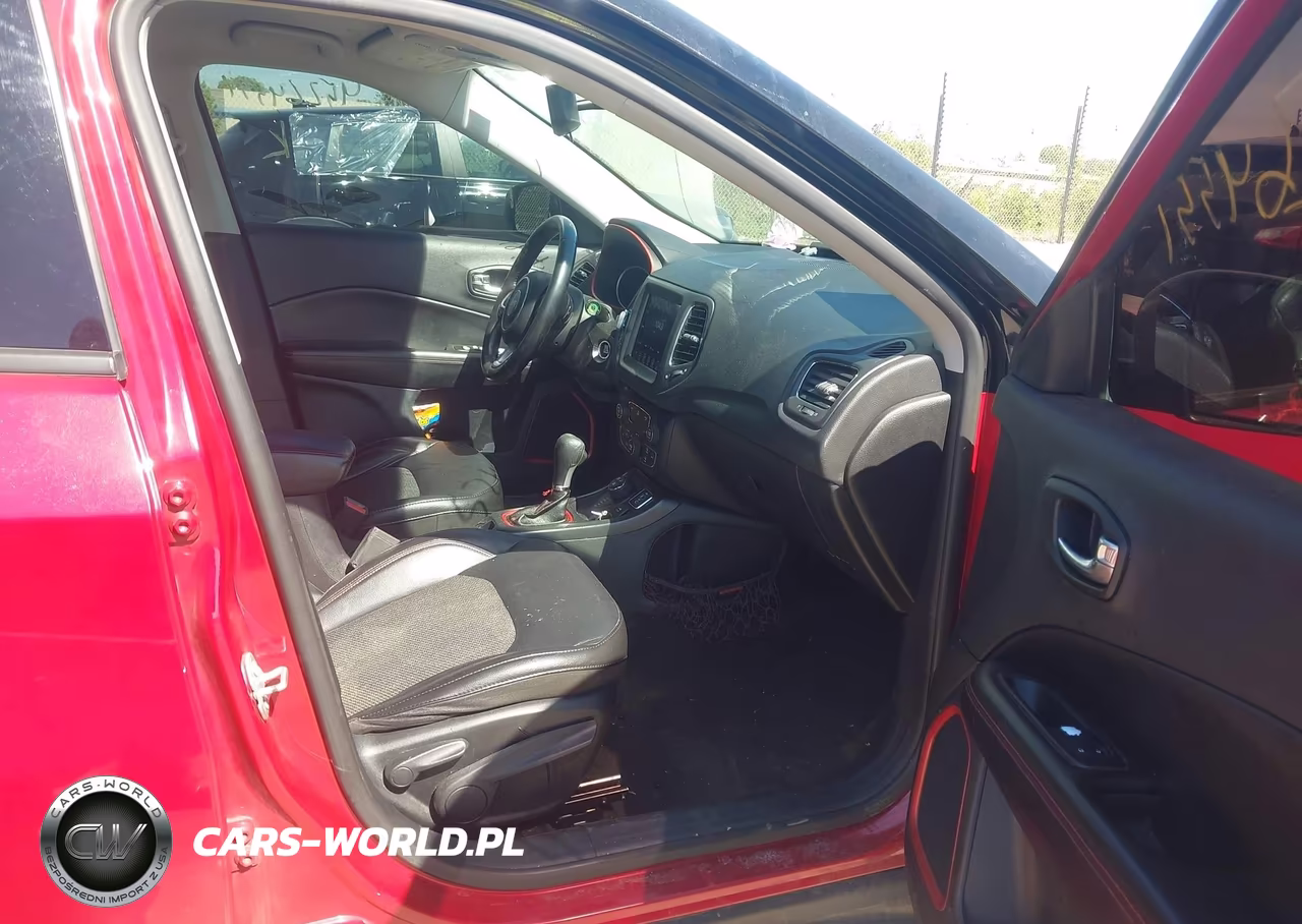 2020 Jeep Compass Trailhawk 4X4 VIN:3C4NJDDB5LT177334 - 5