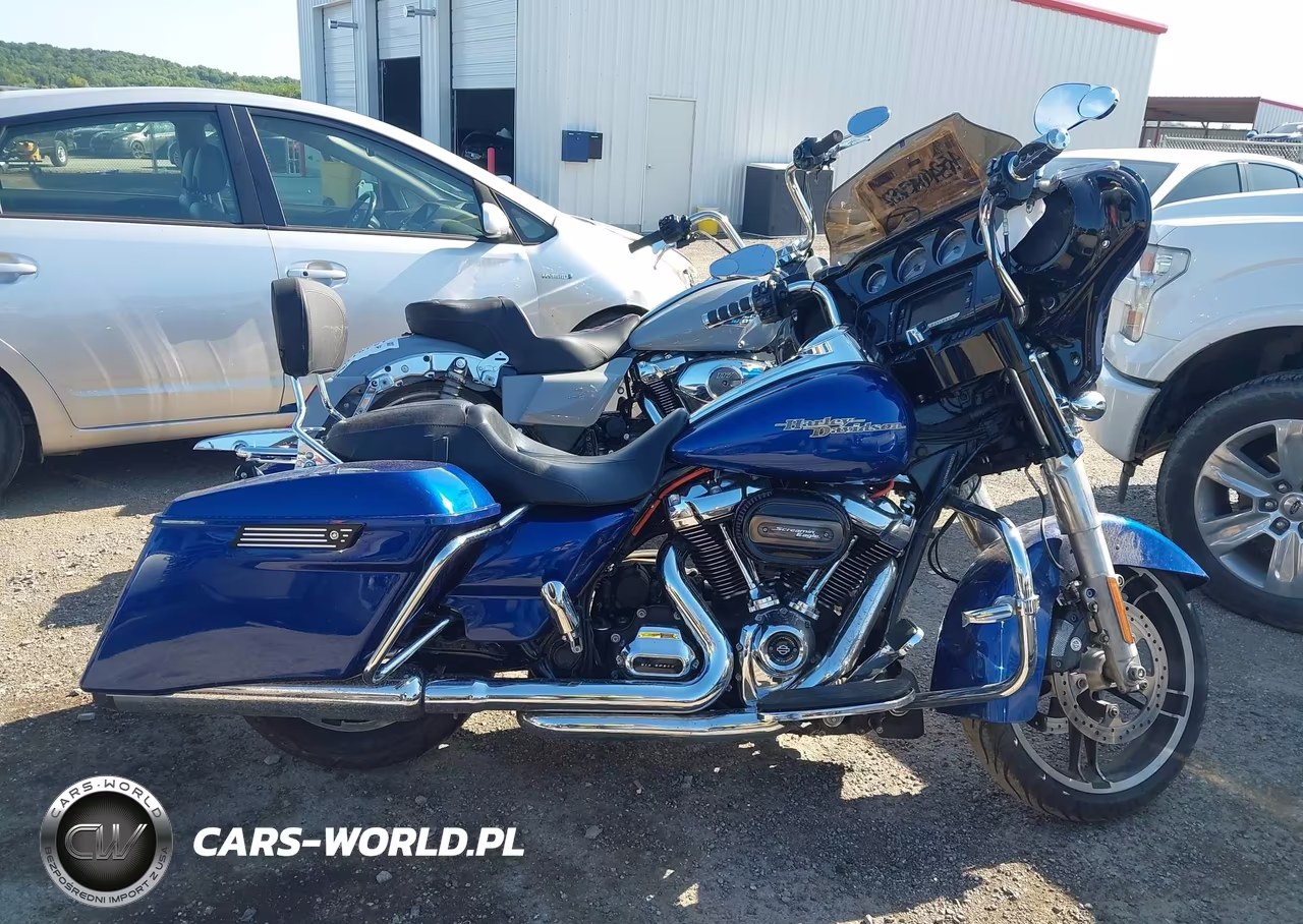 2017 Harley-Davidson Flhxs Street Glide Special VIN:1HD1KRC35HB687399 - 12