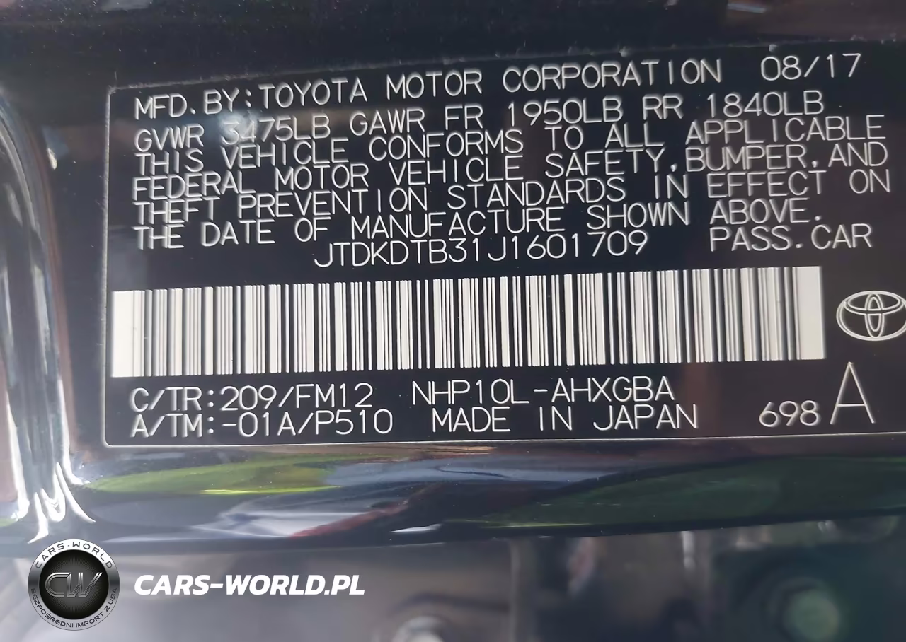 2018 Toyota Prius C Three VIN:JTDKDTB31J1601709 - 9