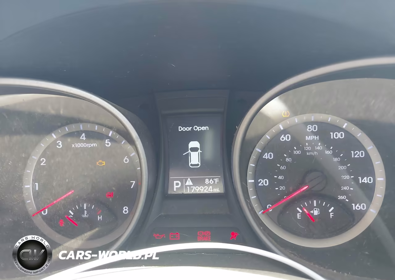 2015 Hyundai Santa Fe Sport 2.4L VIN:5XYZUDLB8FG244580 - 15