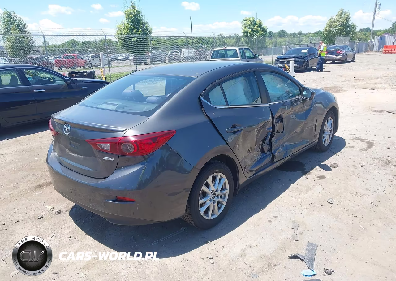 2014 Mazda Mazda3 I Touring VIN:JM1BM1V72E1169494 - 4