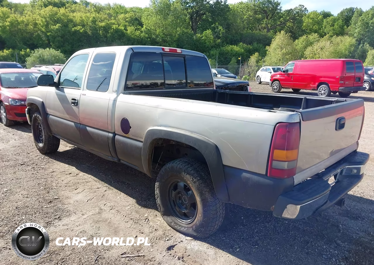 2000 Chevrolet Silverado 1500 VIN:1GCEK19V5YE363834 - 3