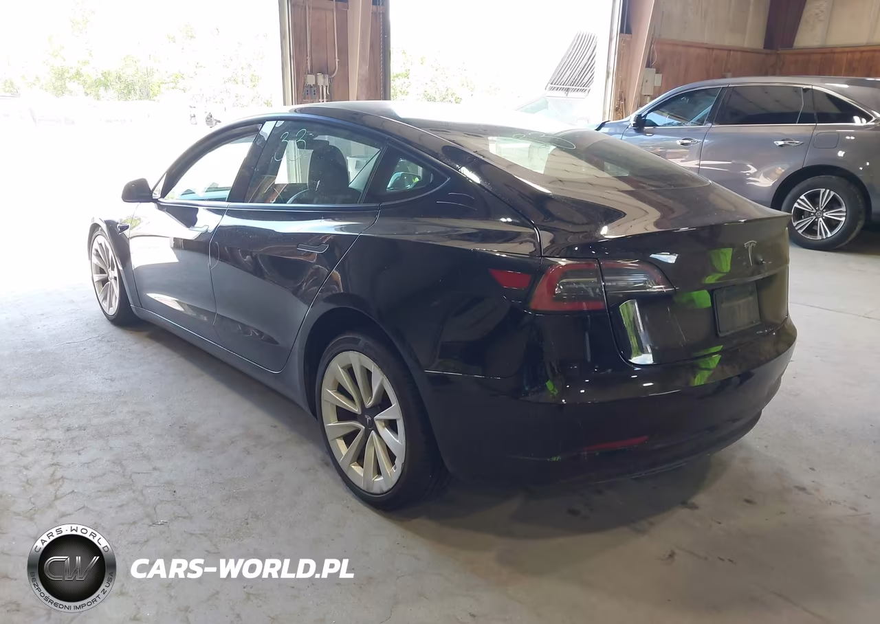 2021 Tesla Model 3 Standard Range Plus Rear-Wheel Drive VIN:5YJ3E1EA4MF851196 - 3
