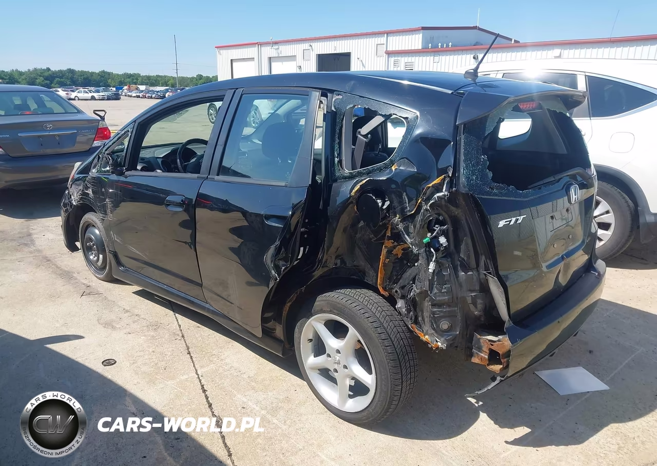 2009 Honda Fit Sport VIN:JHMGE88419S045972 - 3