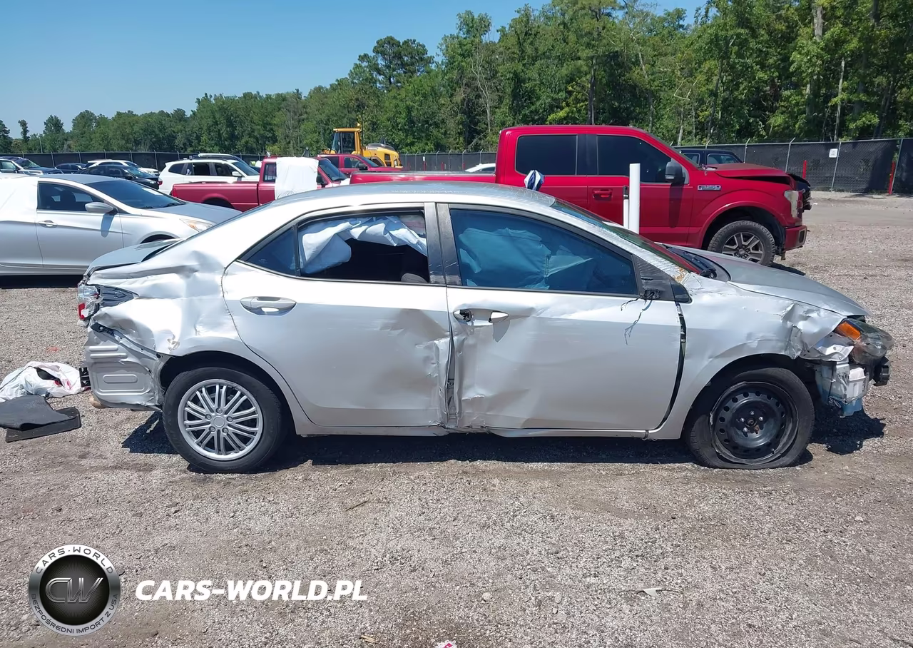2019 Toyota Corolla Le VIN:2T1BURHE6KC166064 - 13