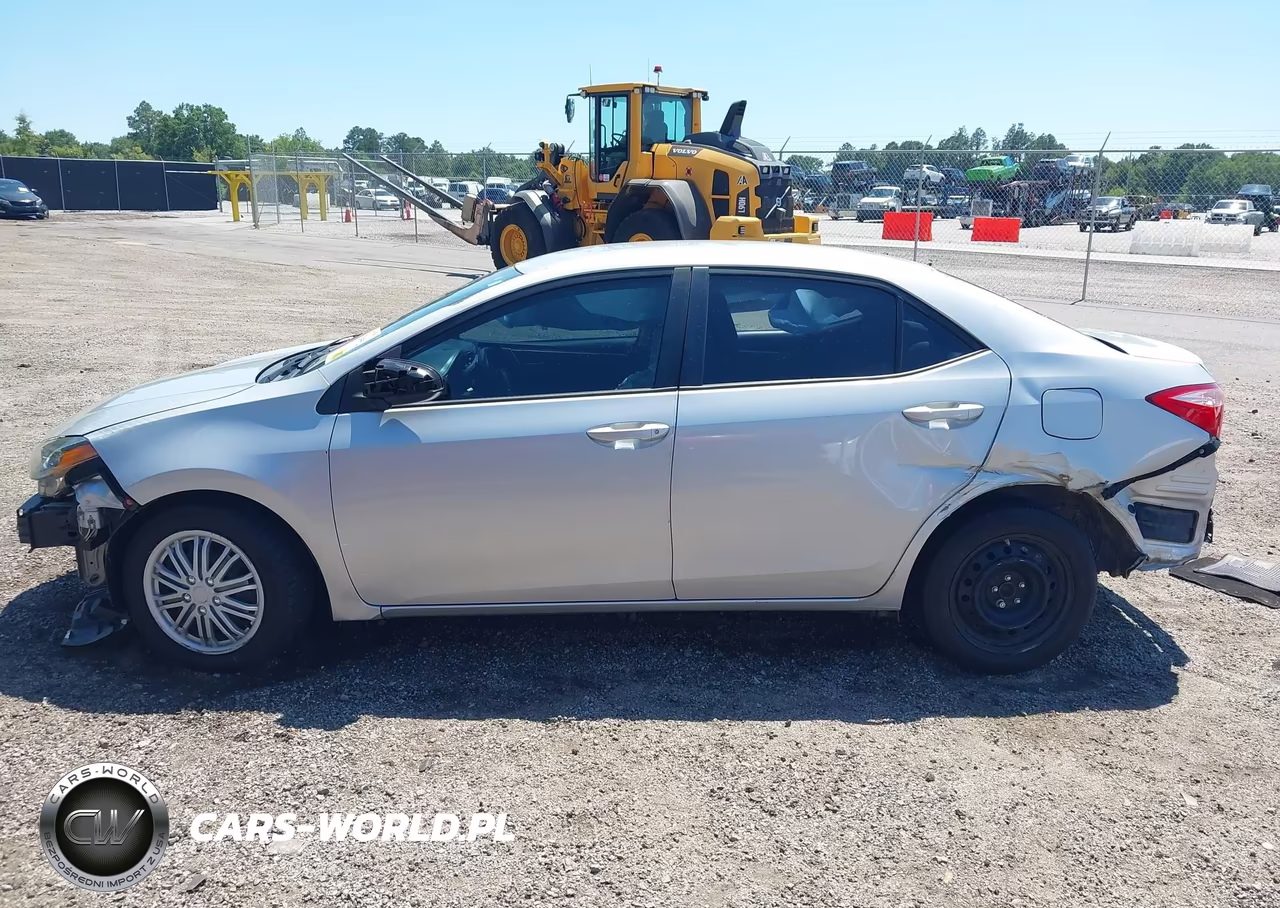 2019 Toyota Corolla Le VIN:2T1BURHE6KC166064 - 14
