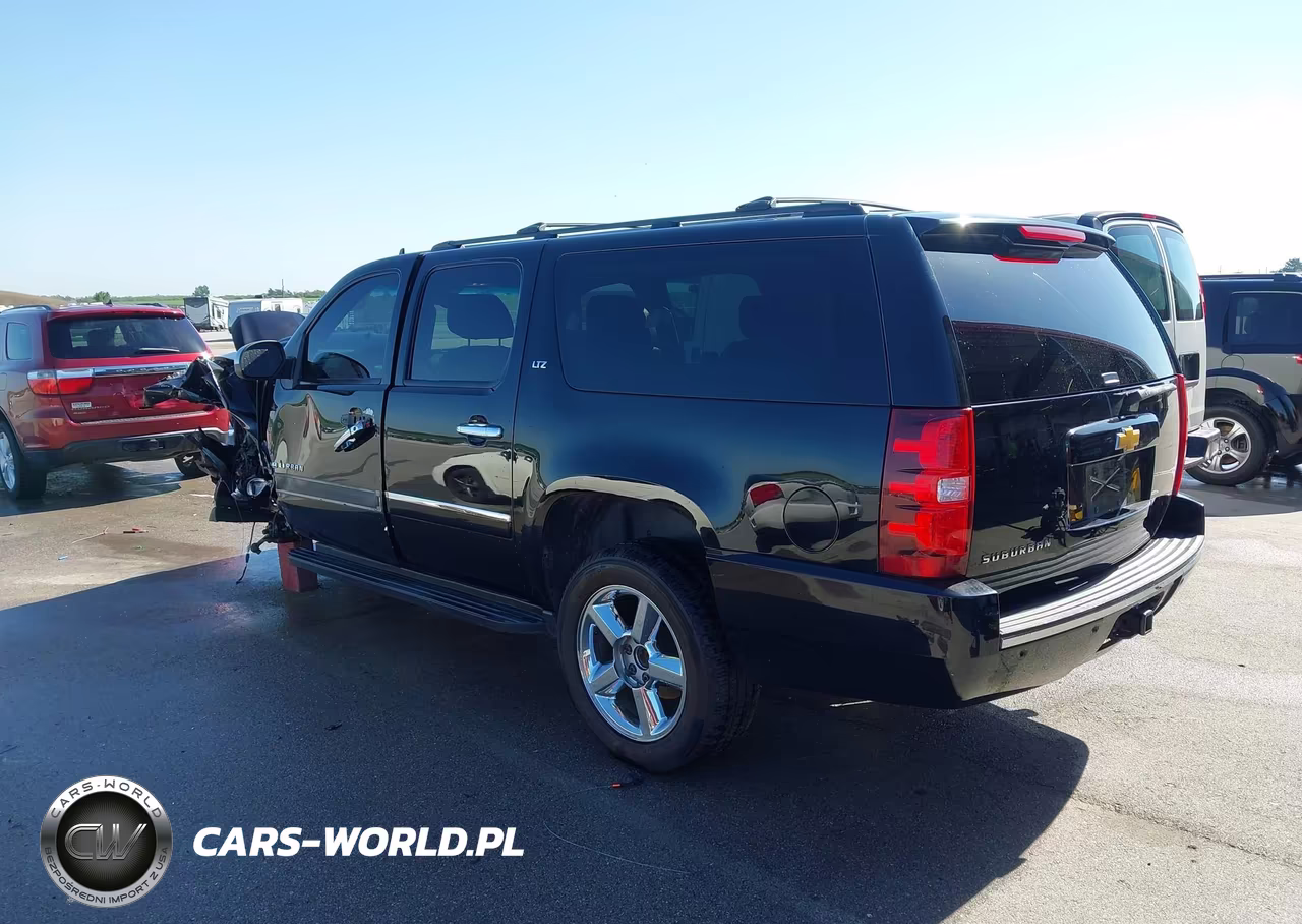2013 Chevrolet Suburban 1500 Ltz VIN:1GNSKKE77DR304472 - 3
