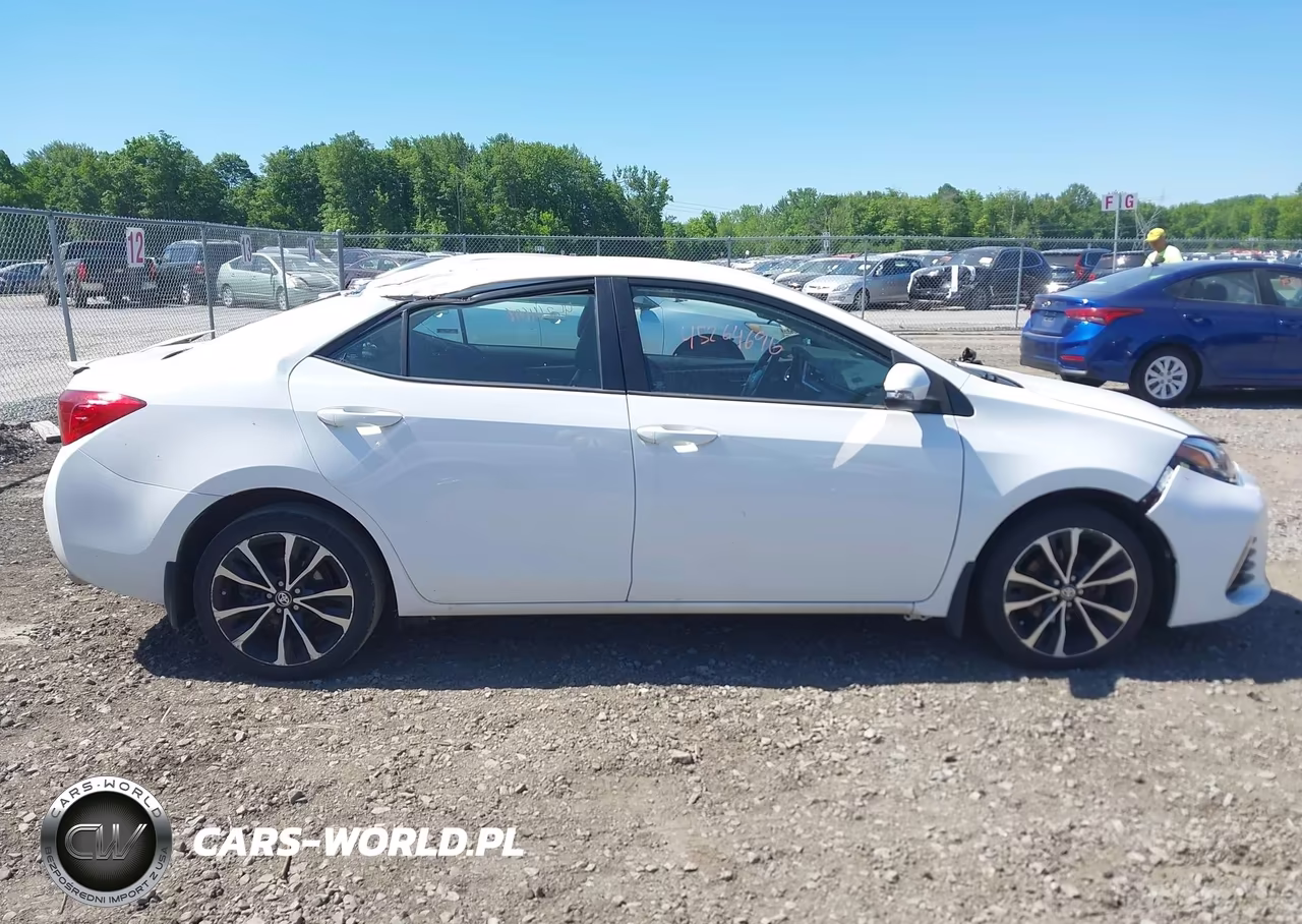 2018 Toyota Corolla Se VIN:2T1BURHE2JC033106 - 13
