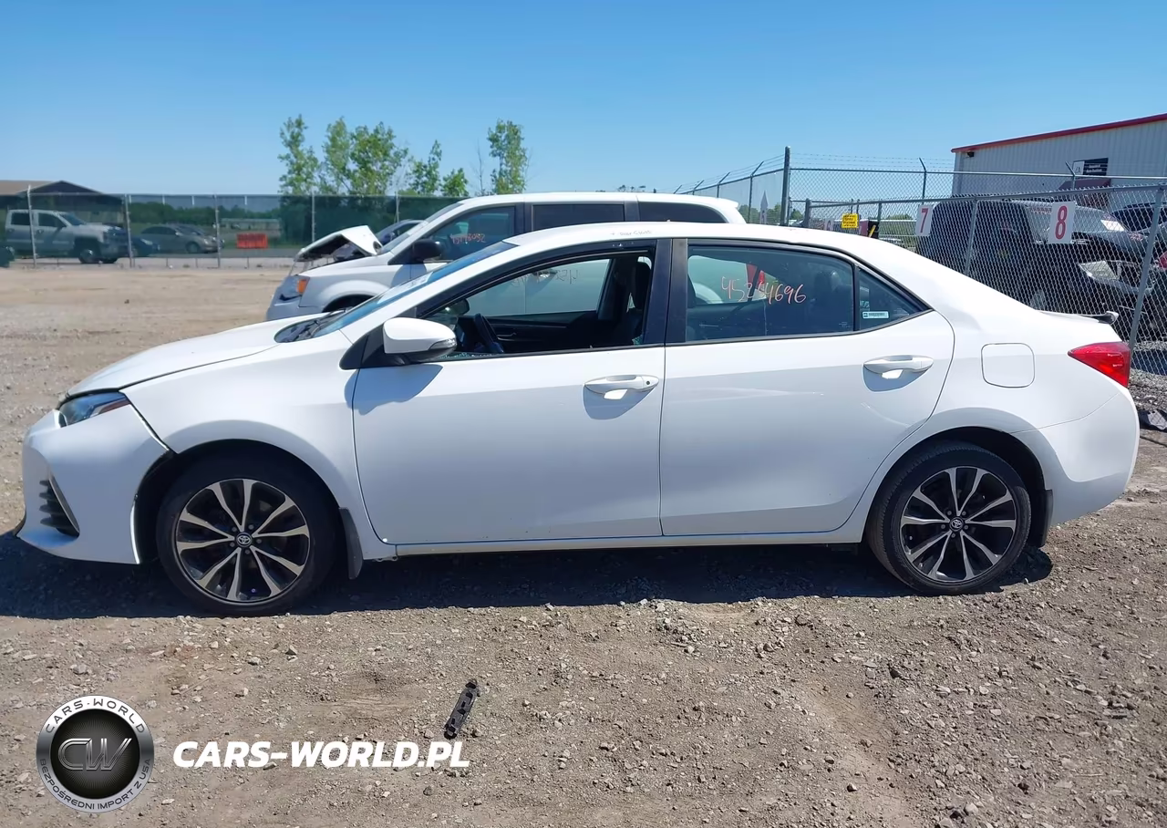 2018 Toyota Corolla Se VIN:2T1BURHE2JC033106 - 14