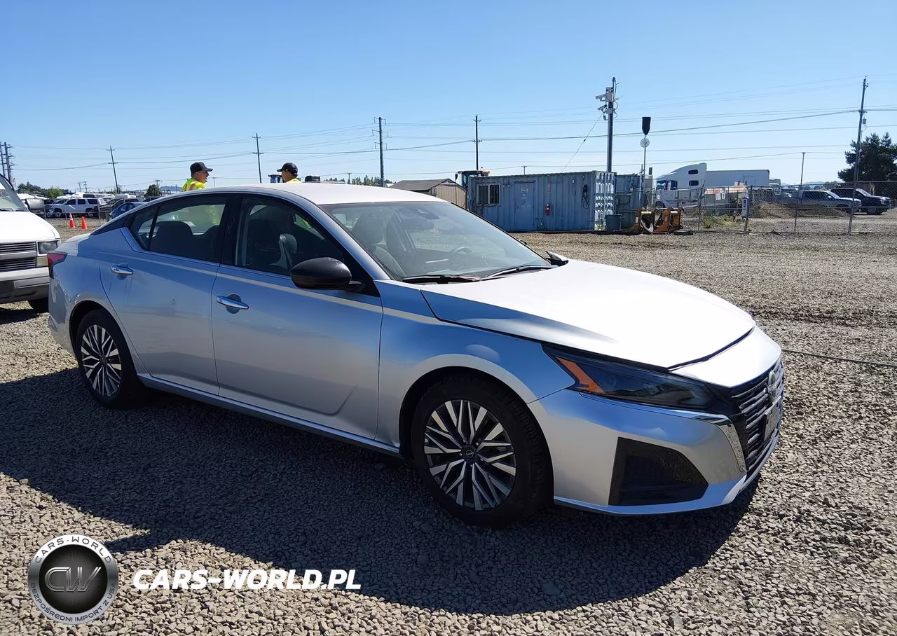 2024 Nissan Altima Sv Fwd