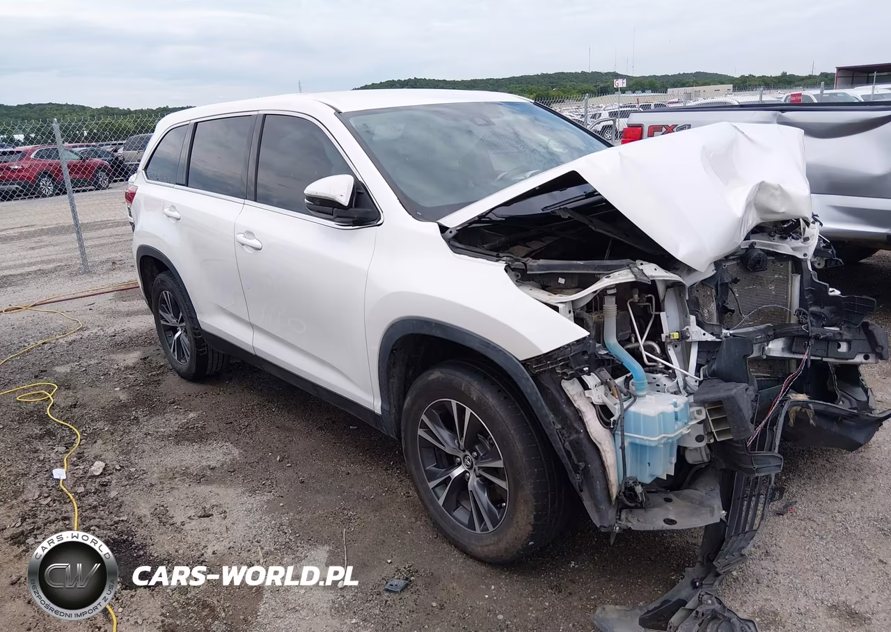 2019 Toyota Highlander Le
