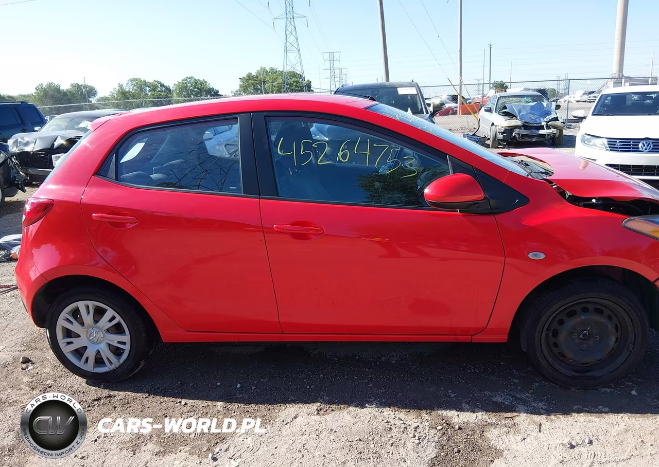 2013 Mazda Mazda2 Sport VIN:JM1DE1KY4D0164465 - 13