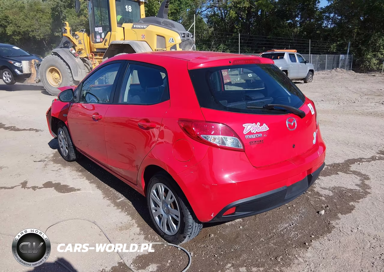 2013 Mazda Mazda2 Sport VIN:JM1DE1KY4D0164465 - 3