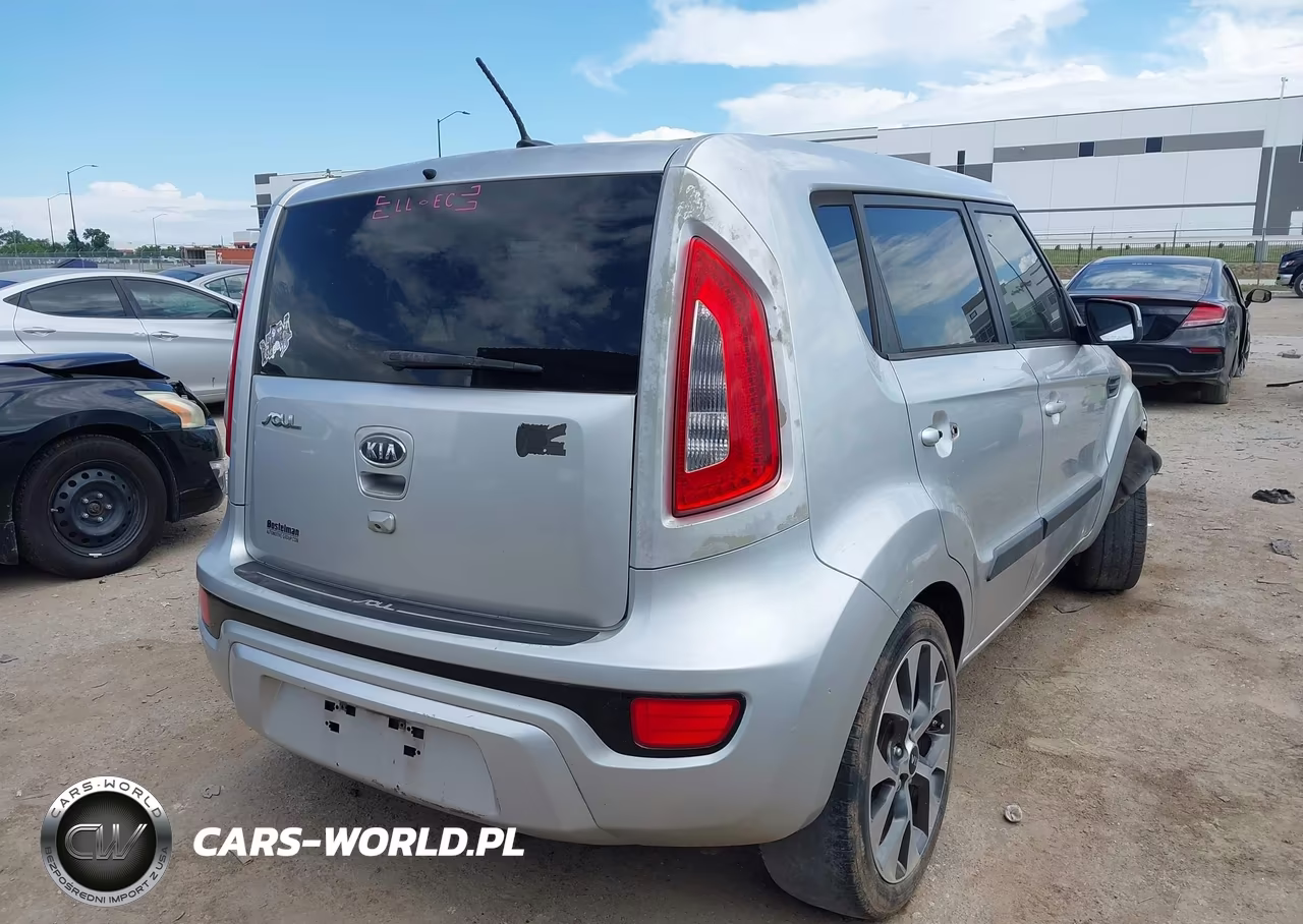 2012 Kia Soul ! VIN:KNDJT2A65C7415854 - 4