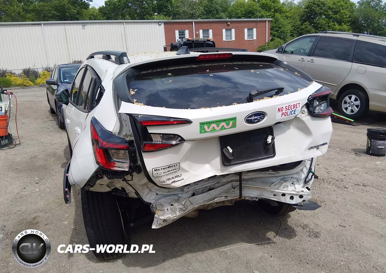 2024 Subaru Crosstrek Premium VIN:JF2GUADC6R8273070 - 18