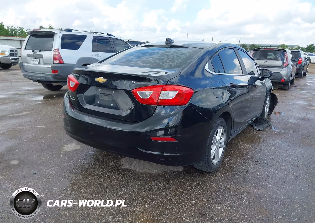 2017 Chevrolet Cruze Lt Auto VIN:1G1BE5SM1H7125673 - 4