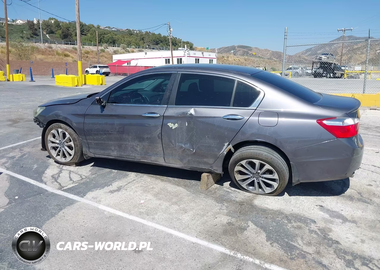 2014 Honda Accord Sport VIN:1HGCR2F58EA045479 - 14