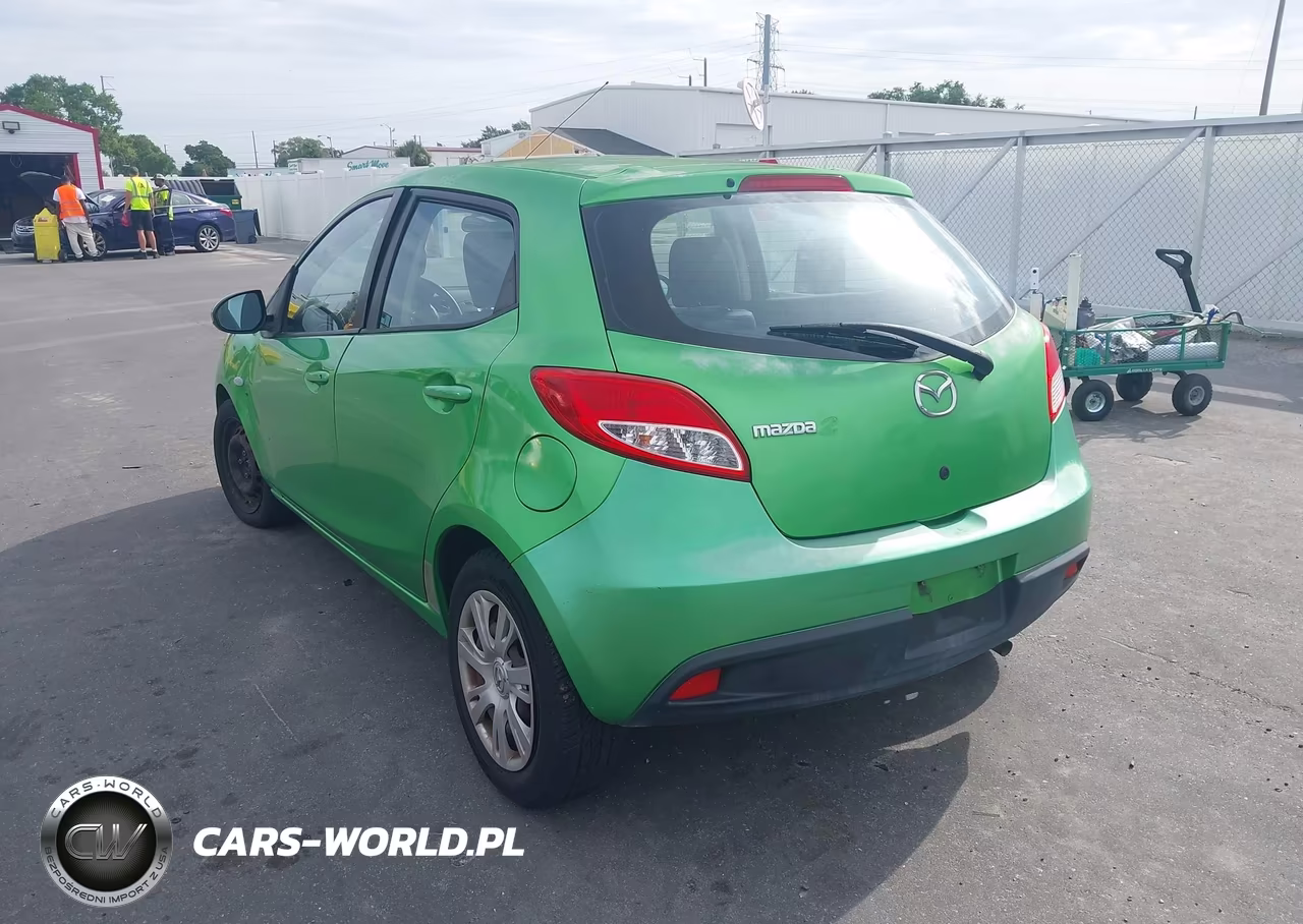 2011 Mazda Mazda2 Sport VIN:JM1DE1HYXB0129482 - 3
