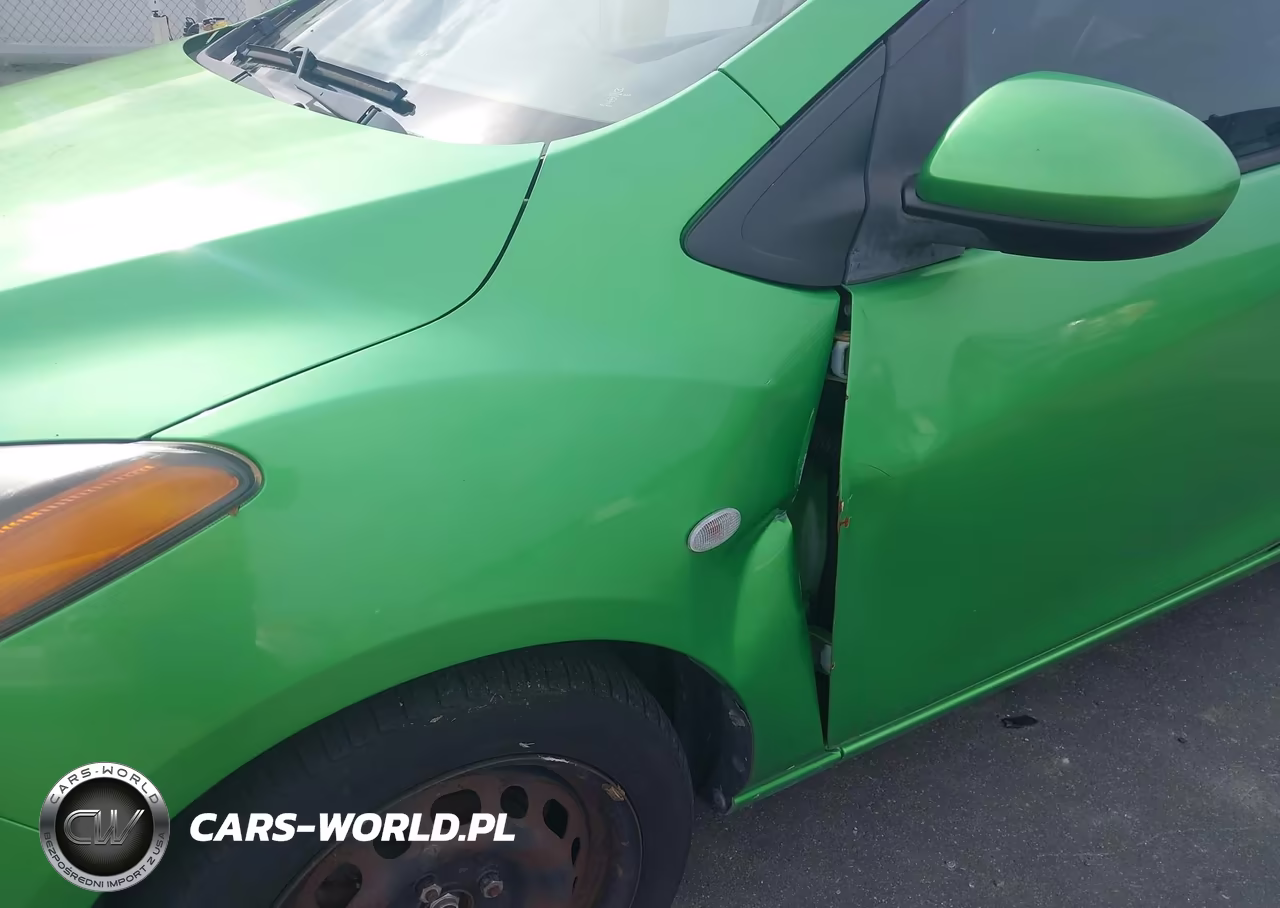 2011 Mazda Mazda2 Sport VIN:JM1DE1HYXB0129482 - 6