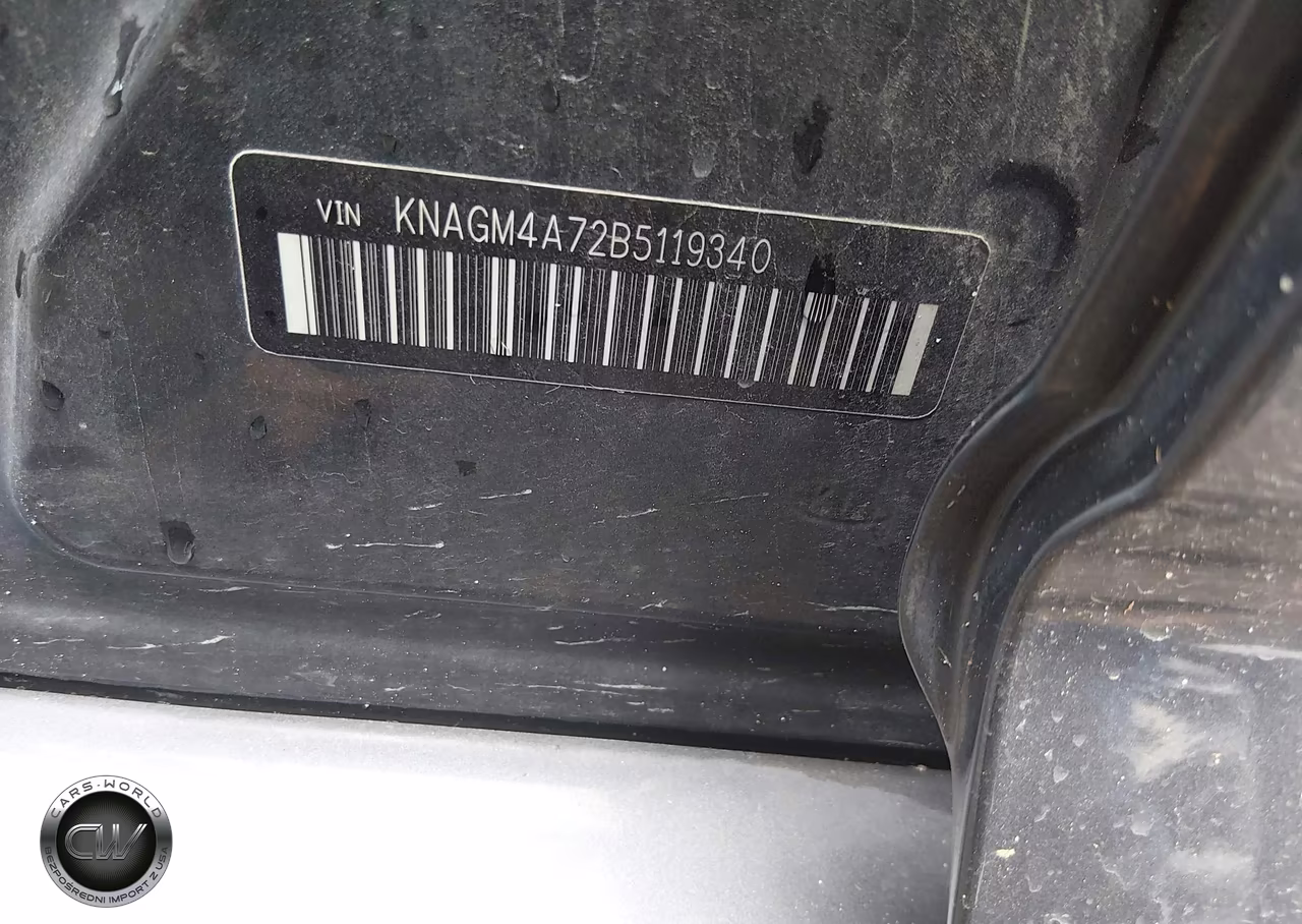 2011 Kia Optima Lx VIN:KNAGM4A72B5119340 - 9