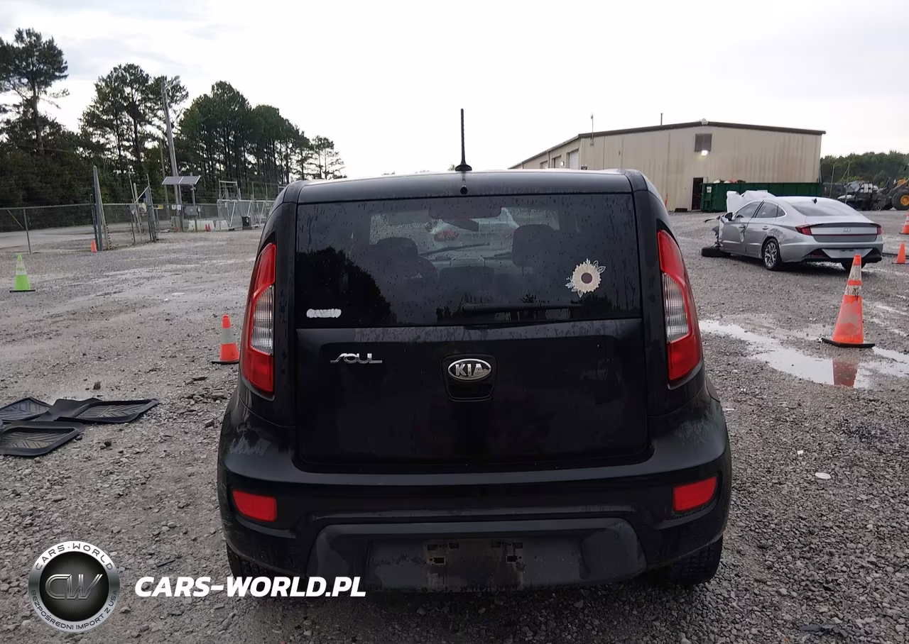 2013 Kia Soul + VIN:KNDJT2A67D7626247 - 16