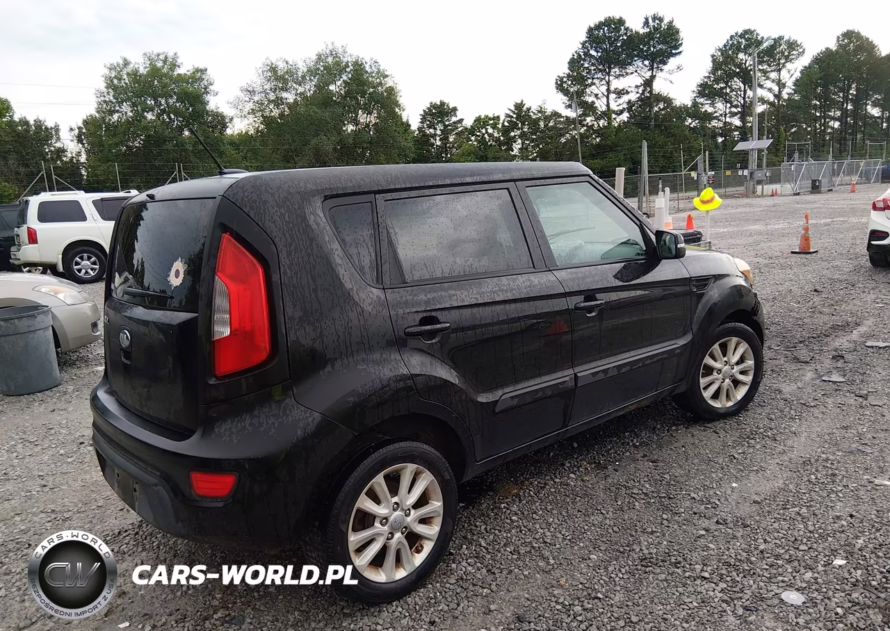 2013 Kia Soul + VIN:KNDJT2A67D7626247 - 4