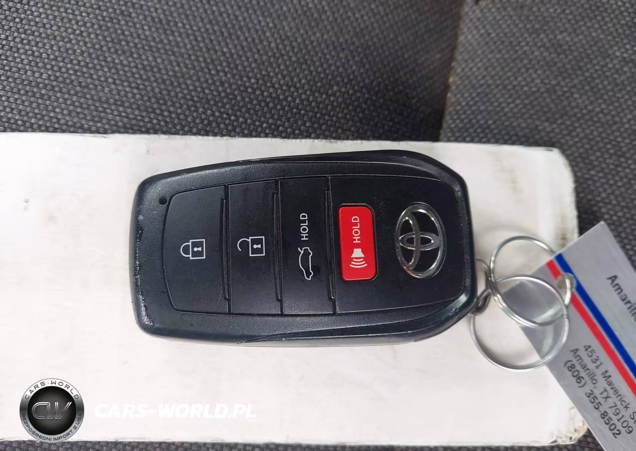 2025 Toyota Camry Le VIN:4T1DAACK2SU641000 - 11
