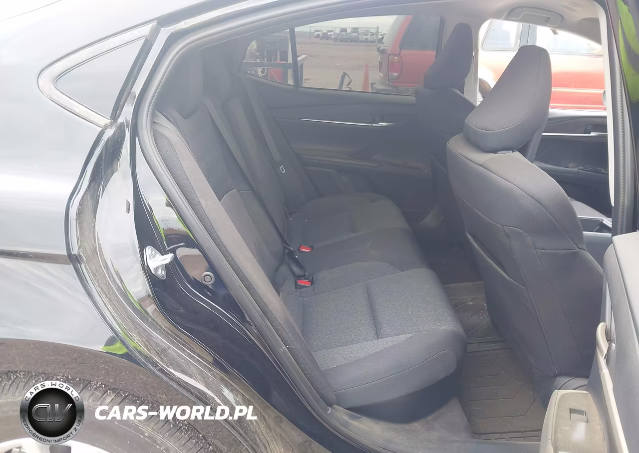 2025 Toyota Camry Le VIN:4T1DAACK2SU641000 - 8