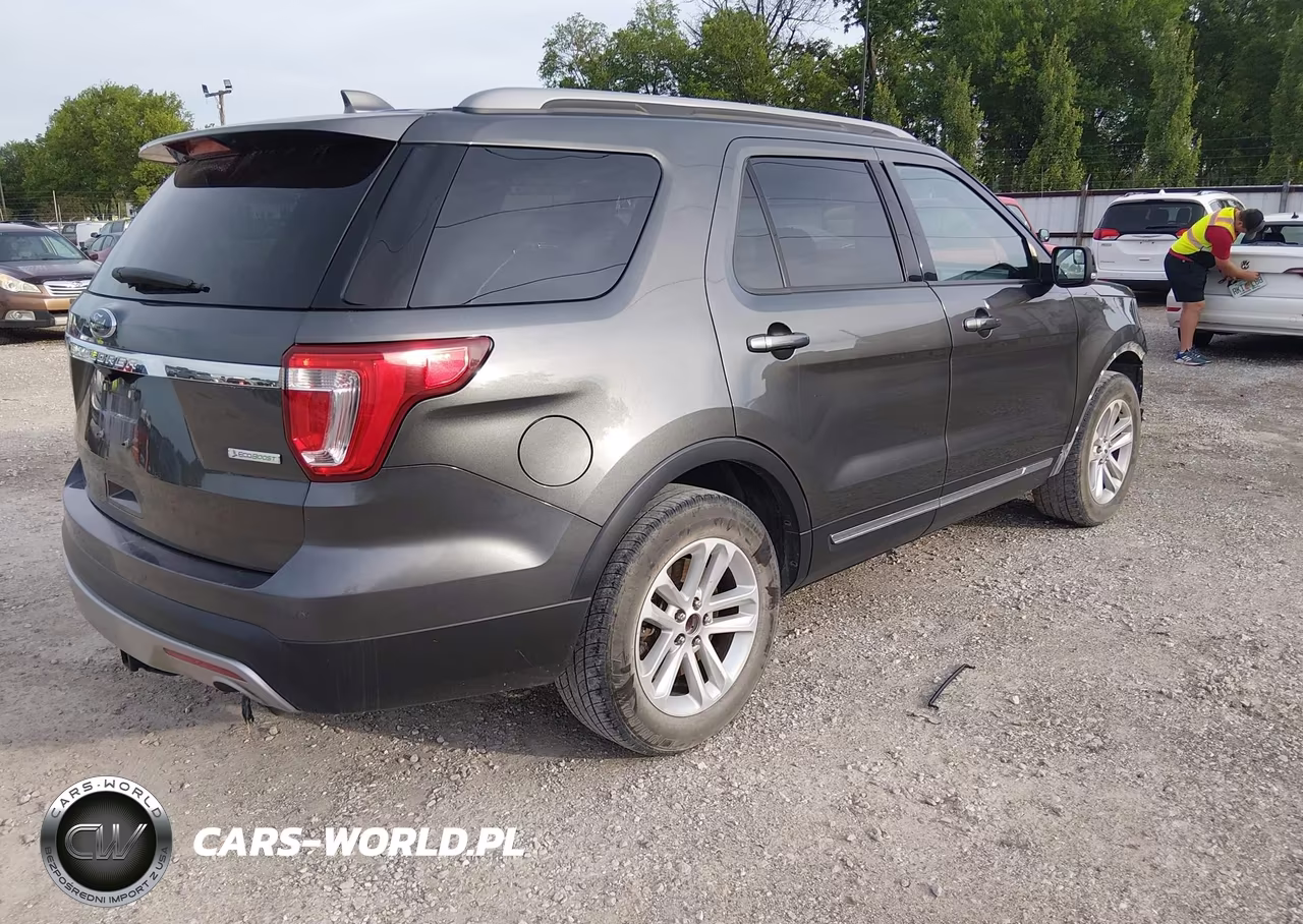 2016 Ford Explorer Xlt VIN:1FM5K7DH5GGD27483 - 4